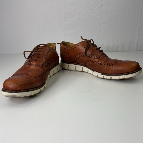Cole Haan Men's Classic Brown Leather Men's Brogues - Picture 2 of 11